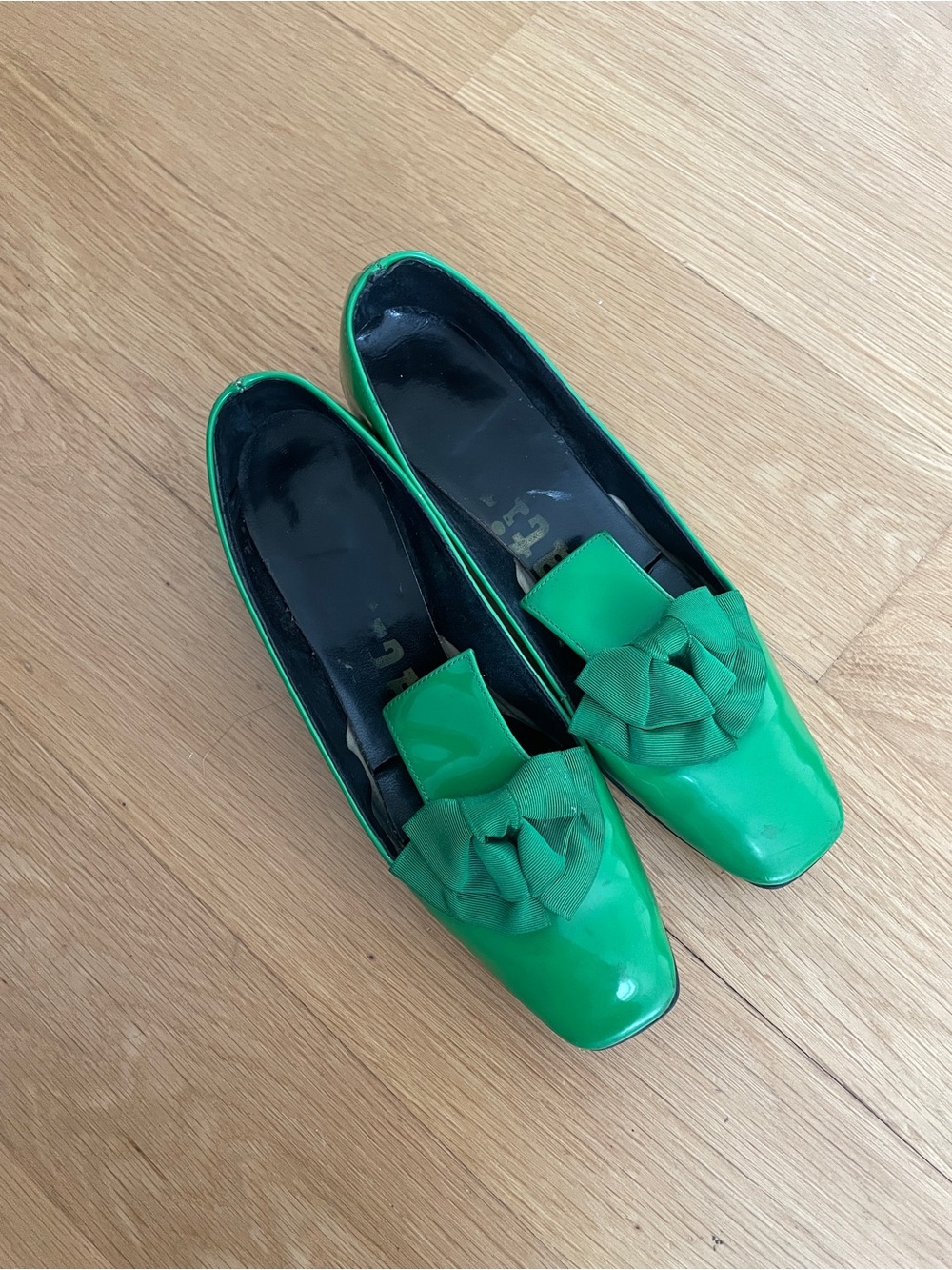 Green Women's Bow Accent Loafers